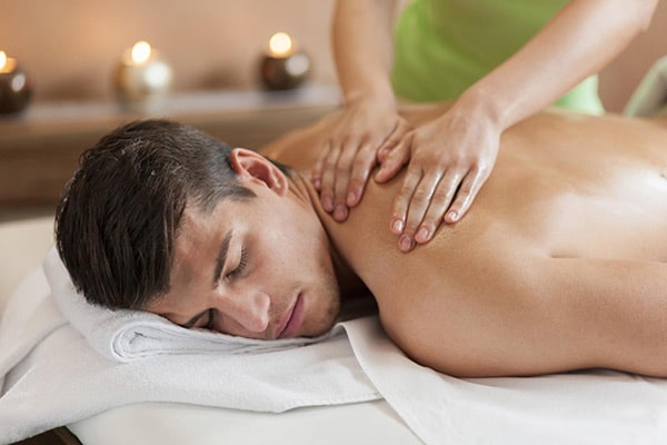 همه چیز درباره ماساژ سوئدی و فواید آن